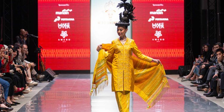 The Flying Cloth : Perjalanan 25 Tahun Merdi Sihombing