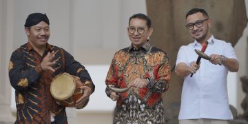 Menteri Kebudayaan Tegaskan Perlunya Pelindungan Keris Sebagai Simbol Kearifan Lokal dan Identitas Bangsa