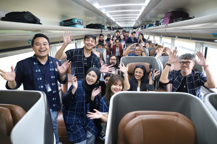 Nikmati Pesona Surakarta Lewat Perjalanan Kereta Api