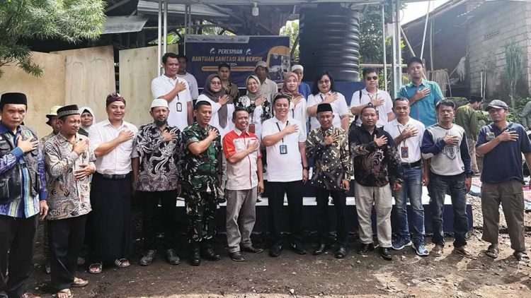 PT Telkom Indonesia Tbk Bantu Penyediaan Air Bersih dalam Program CSR