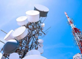 Komdigi Pastikan Sinyal Telekomunikasi Lancar Dalam Rangka Libur Nataru