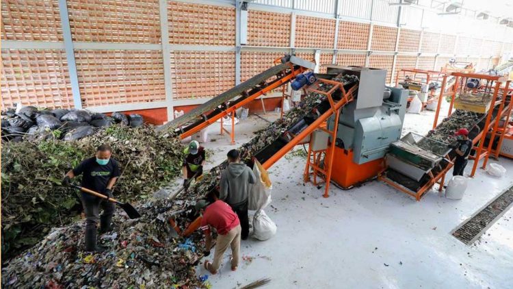 TPST Tegalega Mampu Ubah 25 Ton Sampah Perhari Jadi Bahan Bakar Industri Semen