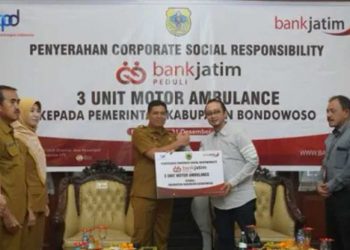 Bank Pembangunan Daerah Jawa Timur Serahkan Bantuan Bagi Kota Batu dan Bondowoso