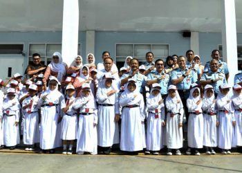 Peluncuran Program Makan Bergizi Gratis di SD Angkasa 5 Halim