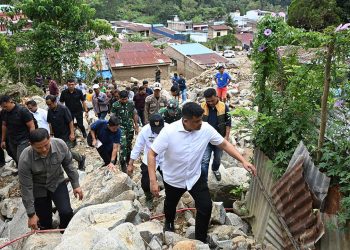 Gubernur Bobby Nasution Minta Pembangunan Bronjong Dipercepat di Kawasan Sungai Batu Gaga