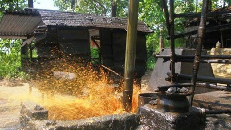 Tambang Minyak Tua di Blora Ditargetkan Berizin Sebelum Lebaran
