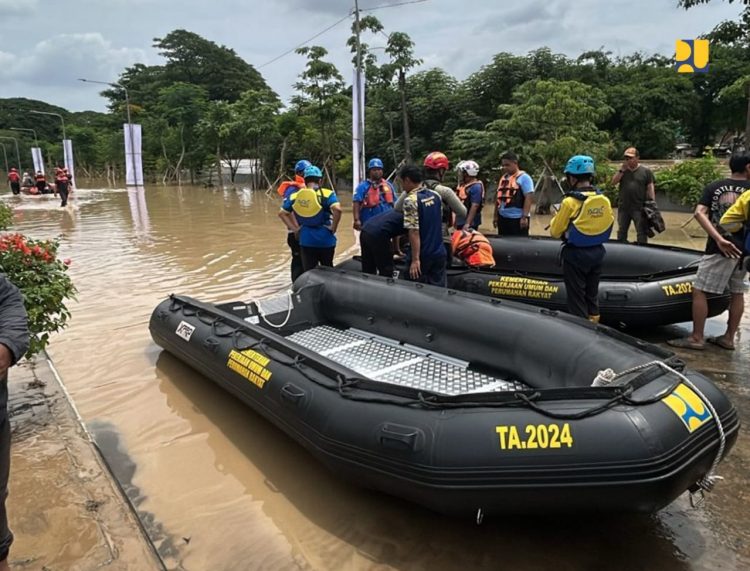 Begini Langkah Tanggap Darurat  PU Hadapi Banjir di Bekasi