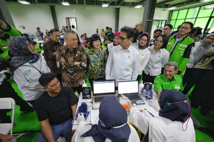 Kemenkes Lakukan Cek Kesehatan Gratis kepada Pengemudi Transportasi Online