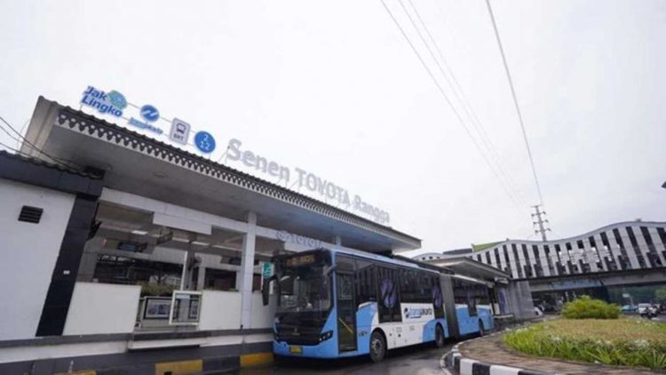 Halte Pasar Senen Diubah Nama Jadi Halte Senen Toyota Rangga