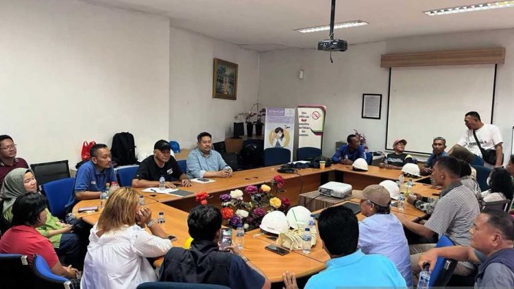 Elnusa Menata Ulang Perbatasan Lahannya dengan Pemukiman