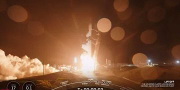 Bahrain Luncurkan Satelit Lokal Pertama Al-Munther