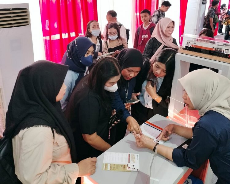 KAI Hadir pada Job Fair Nasional Naker Fest 2025, Ini Daftar Lowongannya!