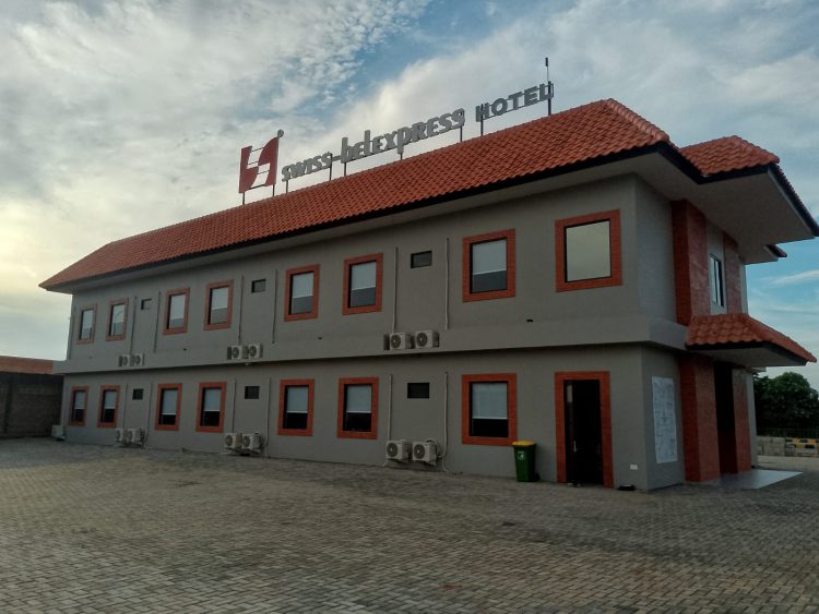 Swiss-belexpress Hotel Hadir di Rest Area Travoy KM 379A Ruas Batang-Semarang