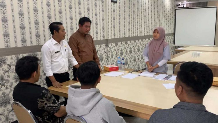 Dinas Tenaga Kerja Gresik Gelar Walk In Interview
