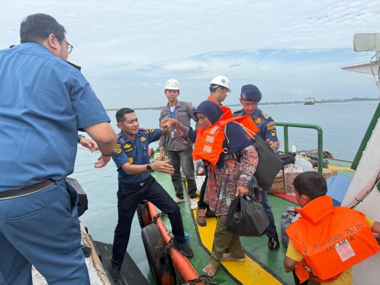 Jumlah Penumpang Tinggi, Pekerjaan Pengerukan di Pulau Baai Dipercepat