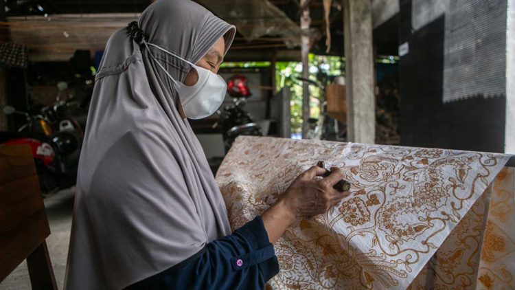 PT Smelting dan Dekranasda Gresik Jalin Kolaborasi untuk Angkat Batik Lokal ke Pentas Global