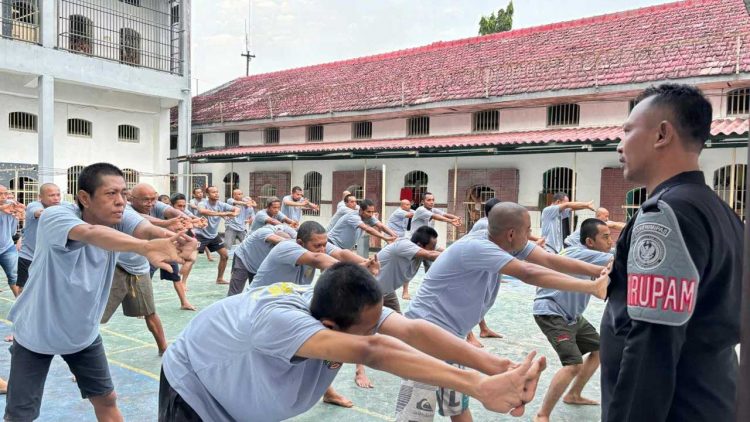 Lapas Mojokerto Gelar Senam Bersama, Dorong Warga Binaan Jalani Hidup Sehat dan Positif