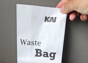 Gunakan Waste Bag Organik, KAI Dukung Hari Bebas Kantong Plastik