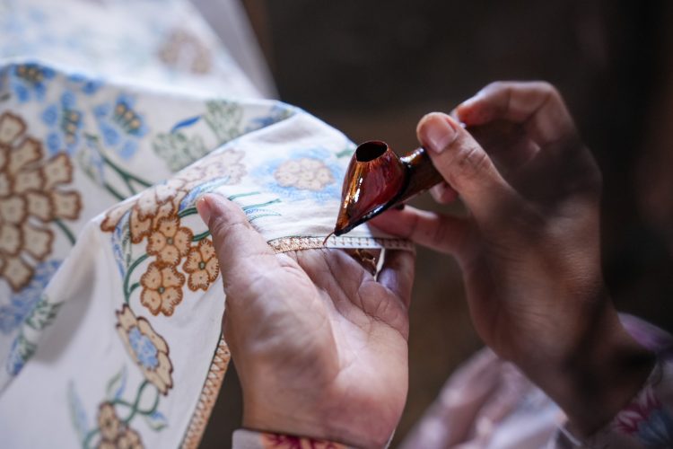 Batik Oey Soe Tjoen Didorong Semakin Mendunia