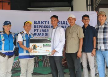 Dukung Kesejahteraan Masyarakat, JTT Bakti Sosial Sekitar Jalan Tol Semarang Seksi ABC