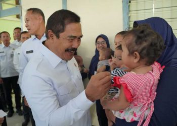 Menteri Agus Santap Siang Bersama Warga Binaan Lapas Perempuan Malang