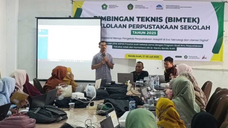 Guru PAI Aceh Latih 45 Pengelola Perpustakaan Sekolah Gunakan SLiMS