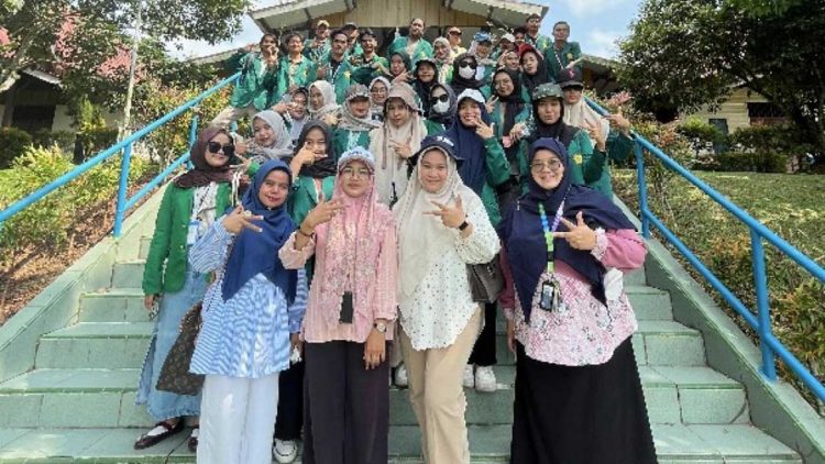 Pelatihan Lapangan Mahasiswa Humas UMRI di PT RAPP Buka Wawasan Komunikasi Korporat