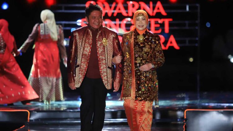 Swarna Songket Nusantara Tampilkan Wibawa Pemimpin dan Kebangkitan Wastra Sumsel