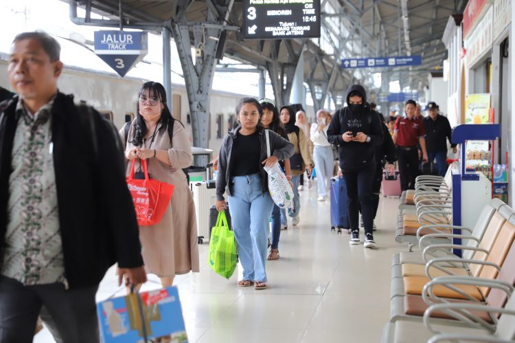 KAI Layani 3,58 Juta Pelanggan dengan Tiket Promo 30%