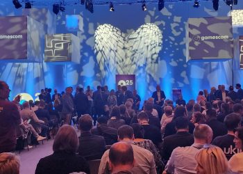 Menteri Ekraf Perkuat Ekosistem dan Akses Pasar Gim Nasional Lewat Gamescom 2025