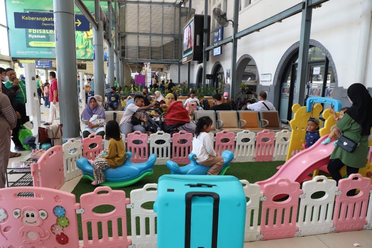 Stasiun Ramah Anak, KAI Hadirkan Area Bermain di 35 Lokasi, Segera Bertambah 25 Lagi