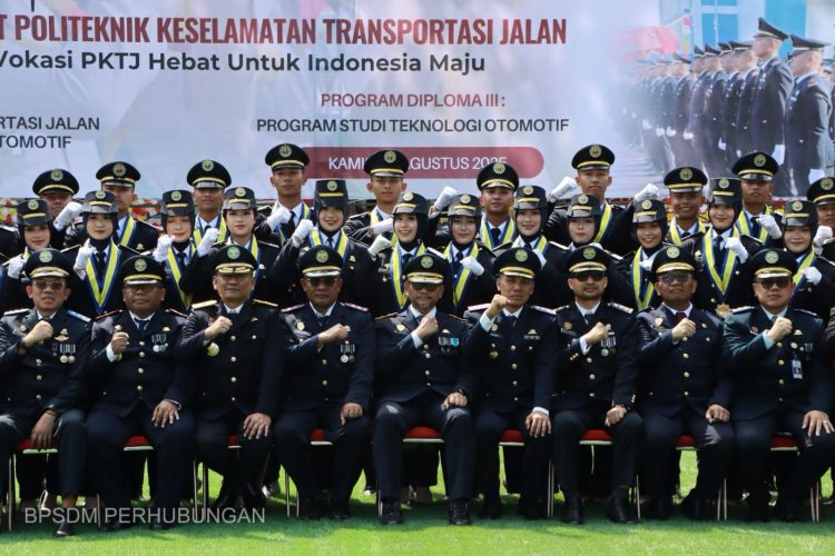 304 Perwira Transportasi Darat Dilantik, Siapkan Era Kendaraan Listrik dan Transportasi Cerdas