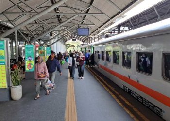 Lonjakan Penumpang di Daop 8 Surabaya Warnai Libur Panjang Kemerdekaan