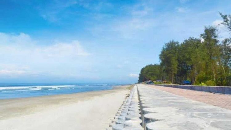 Pemkot Bengkulu Siapkan Gazebo dan RTH Gratis di Pantai Panjang Cegah Pungli Pedagang