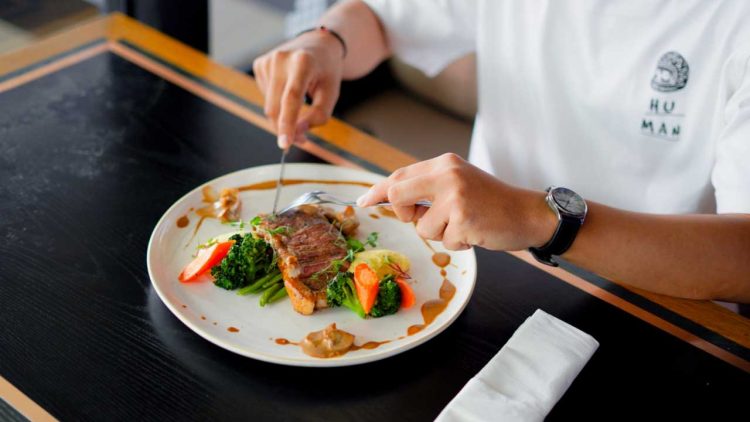 Sajian Kuliner Prancis Hadir di ARTOTEL TS Suites Surabaya Lewat Le Goût de France 2025