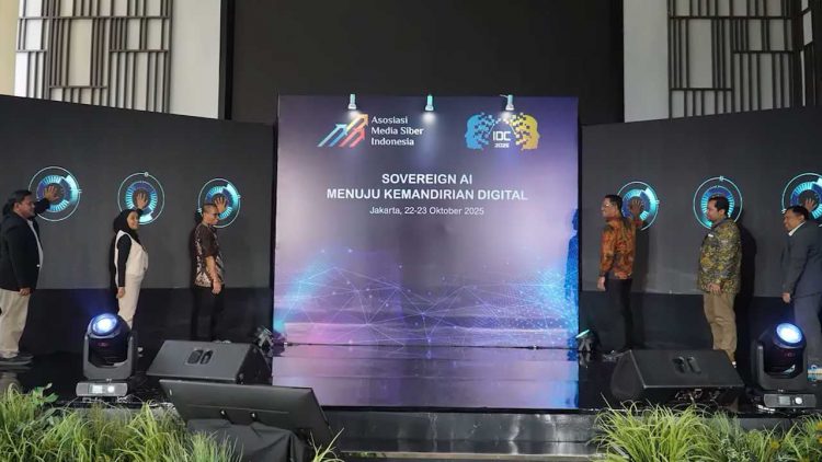 Ancaman AI terhadap Eksistensi Media Mengemuka di Indonesia Digital Conference 2025