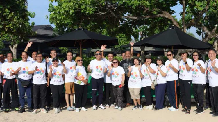 Delegasi CityNet Asia Pasifik Ikuti Yoga Bersama di Sanur