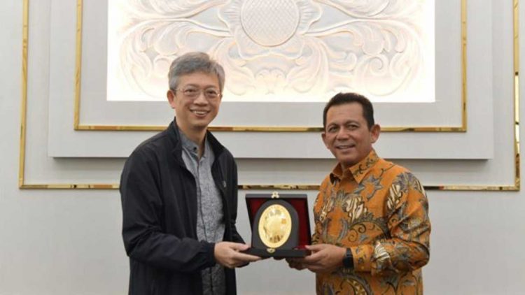 Gubernur Ansar Bahas Kerja Sama Investasi dengan Dubes Tiongkok Wang Lutong di Kepri