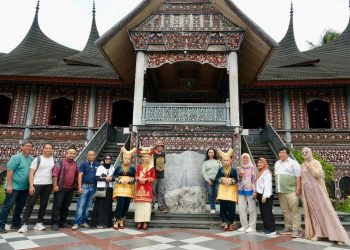Kemenpar Promosikan Wisata Gastronomi dan Ramah Muslim di Sumbar lewat Famtrip