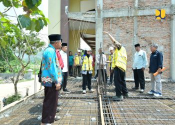 Bangunan Gedung Pondok Pesantren Tremas Pacitan Dipantau Kementerian PU