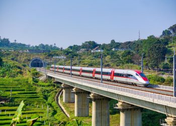 Dua Tahun Operasional Whoosh, 12 Juta Penumpang, Zero Accident