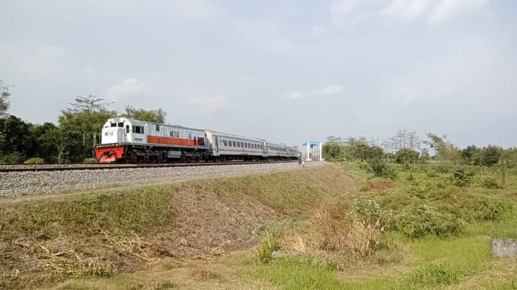 KA Singasari: Jelajah Jawa, Gerakkan Ekonomi dari Jakarta hingga Blitar