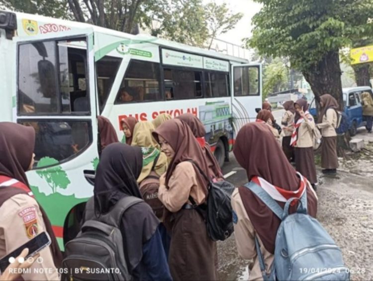 Bus Gratis Sragen, Hibah Instansi untuk Pendidikan Bangsa