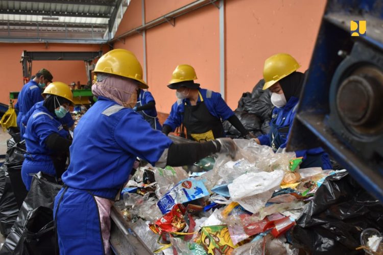 Kementerian PU Terus Dorong Capaian Infrastruktur Sanitasi dan Pengelolaan Sampah di Indonesia