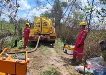 Medco E&P Bersihkan Ceceran Minyak di Ogan Ilir