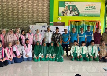YBM PLN Berbagi Cahaya Dukung Pendidikan Santri Ibnu Batutah
