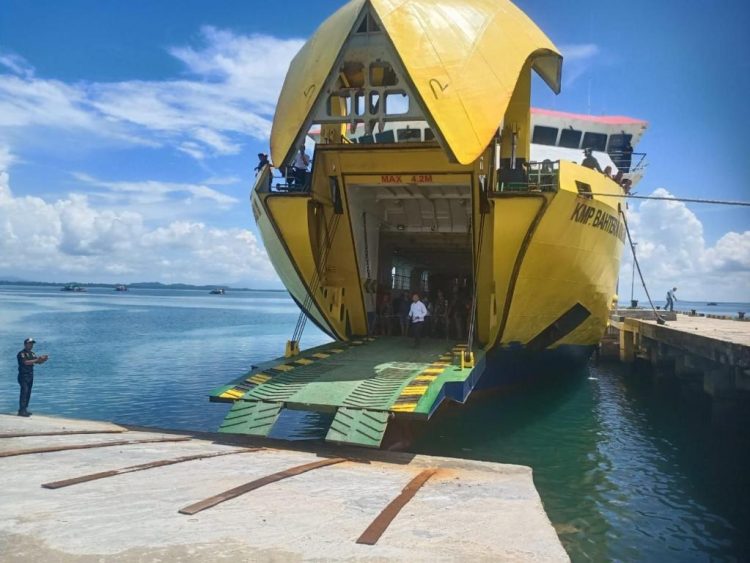 KMP Bahtera Nusantara 01 Kembali Layani Rute Sedanau