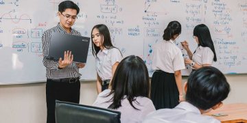 Muara Enim Hadirkan Program Perlindungan dan Beasiswa S2 bagi Guru