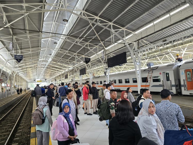 10 KA dengan Pemesanan Tertinggi Selama Periode Nataru 2025/2026