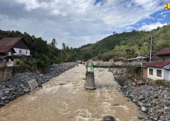 Kementerian PU dan Pemda Tanah Datar Percepat Normalisasi Sungai Batang Sumpur